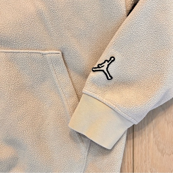 Air Jordan Fuzzy Pull Over Hoodie Size Small - Picture 3 of 7